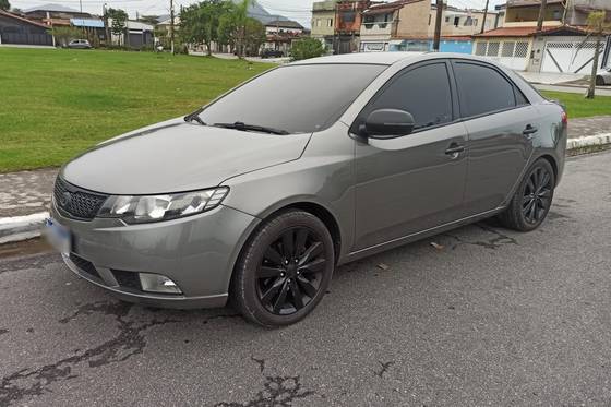 KIA CERATO 1.6 SX3 16V GASOLINA 4P AUTOMÁTICO